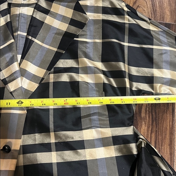 Jones New York Black and Tan Plaid Shirt - Picture 3 of 6